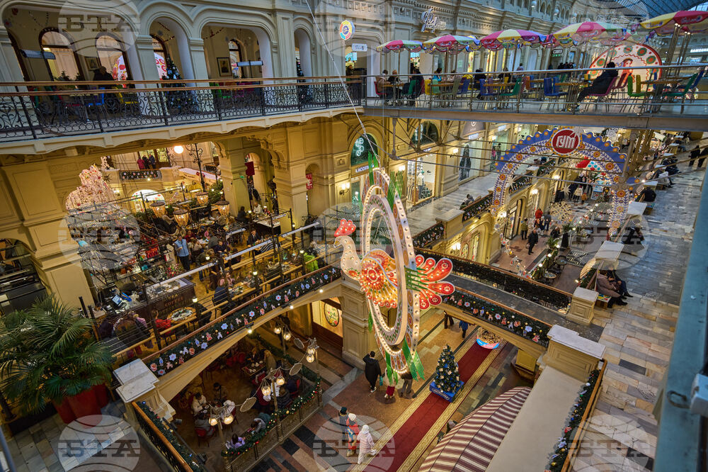 Russia New Year Preparation