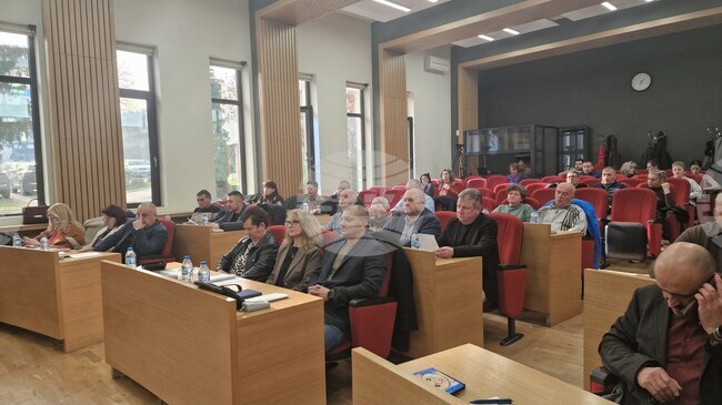 Общинският съвет в Троян прие план-сметката за чистотата, актуализация на бюджета и реши да не бъде вдигана цената на водата 