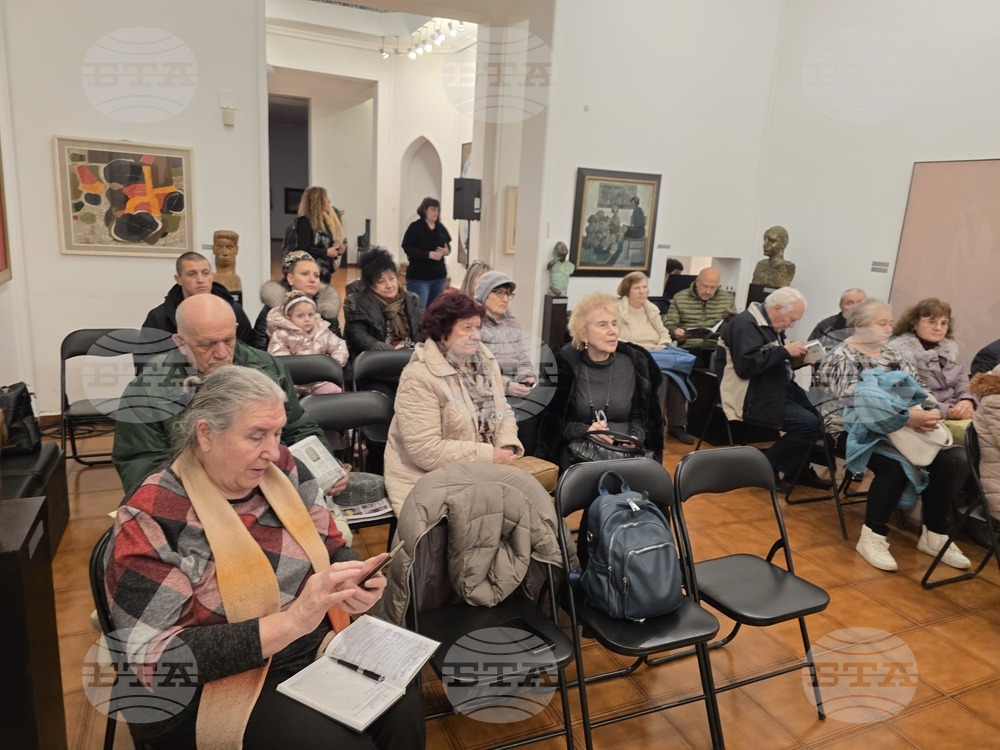 Плевен - писатели - Коледа