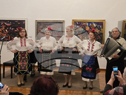 Плевен - писатели - Коледа