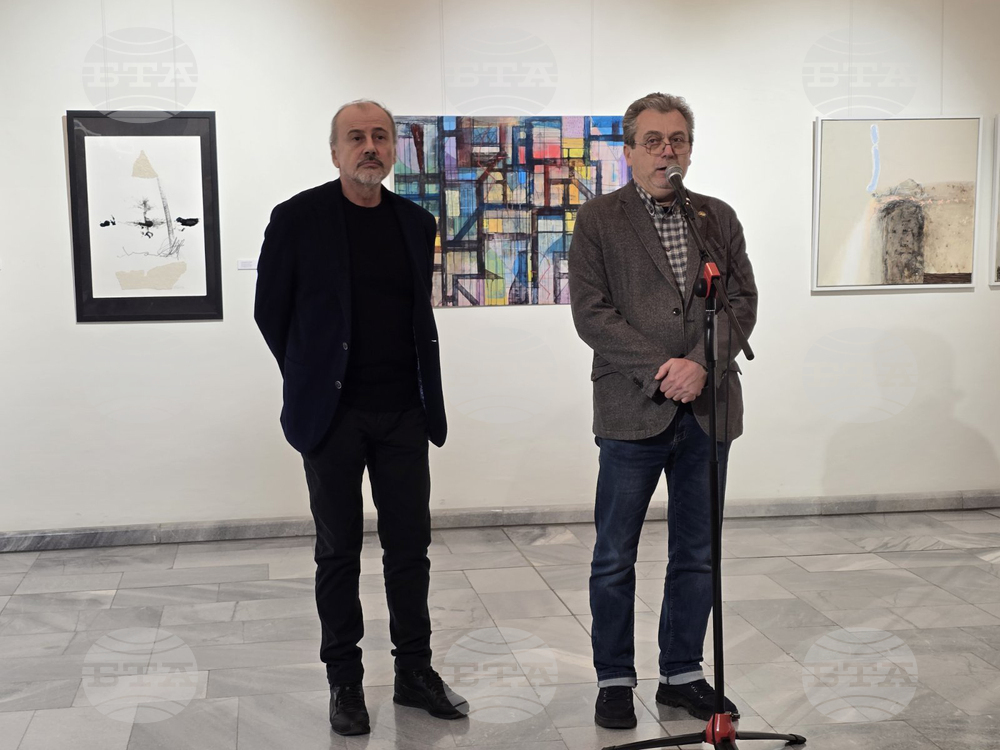 Добрички художници представиха свои творби на годишна изложба в Художествената галерия