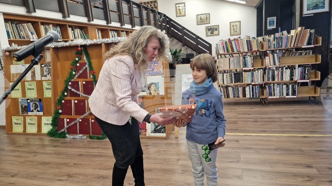 Шестгодишният Рагнар Борк получи наградата „Читател на годината 2025“ на Регионална библиотека „Николай Вранчев“ в Смолян