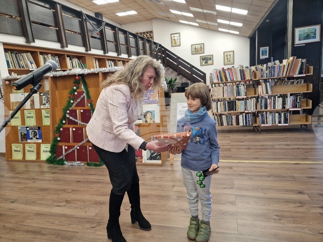 Шестгодишният Рагнар Борк получи наградата „Читател на годината 2025“ на Регионална библиотека „Николай Вранчев“ в Смолян