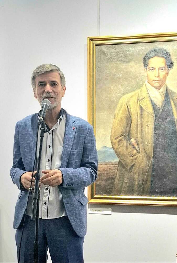 Националният литературен музей взе решение да бъде учредена награда на името на писателя Никола Радев