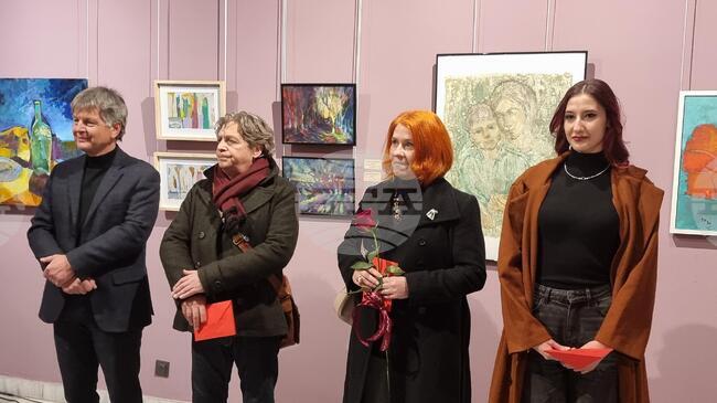 В Кюстендил бе открита коледна изложба на местните творци 