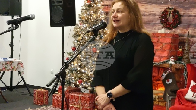 В Кюстендил наградиха победителите в общинския конкурс за детско творчество „Коледа е, стават чудеса“