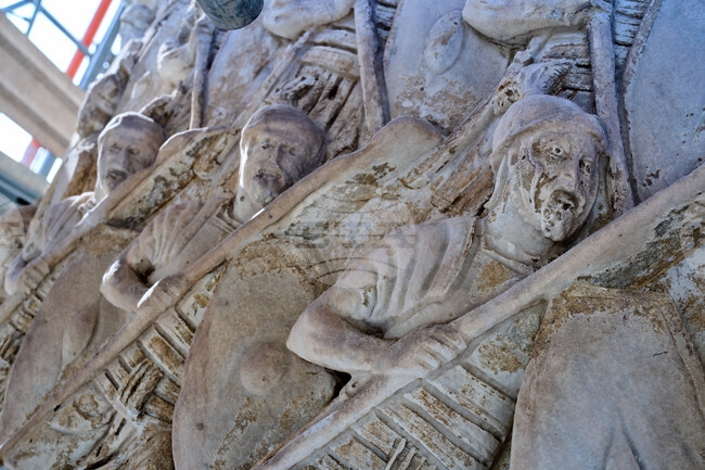 Italy Column Restauration