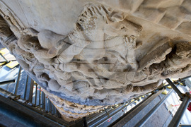 Italy Column Restauration