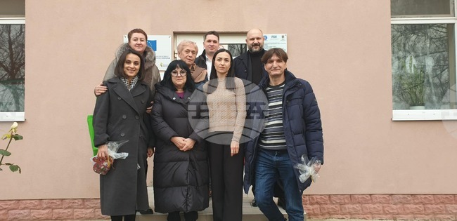 Българският посланик в Кишинев Мая Добрева посети реализирани с българска подкрепа проекти в село Чумай, Молдова