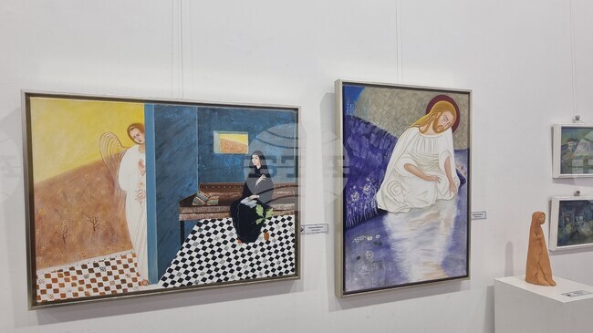 Плевенските художници показват близо сто творби в традиционната си коледна изложба 