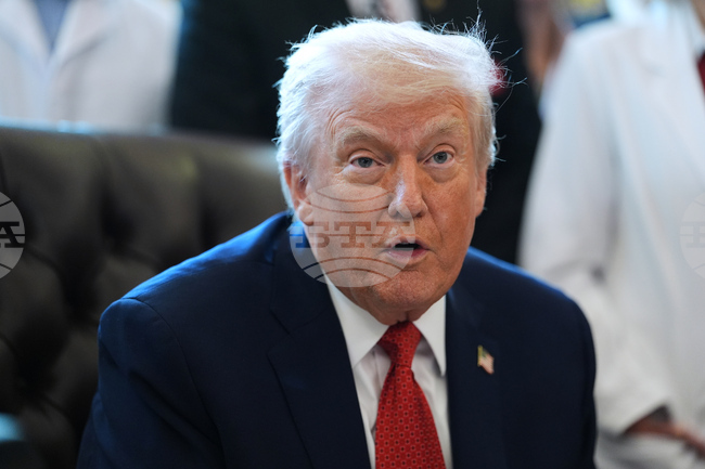 Правителството на Тръмп обяви мерки, с които цели да забрани достъпа на младите транссексуални до терапии за смяна на пола