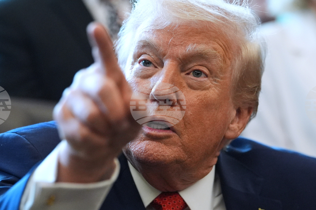 САЩ ще бъдат "много силно ангажирани" с венецуелската петролна индустрия, заяви Доналд Тръмп