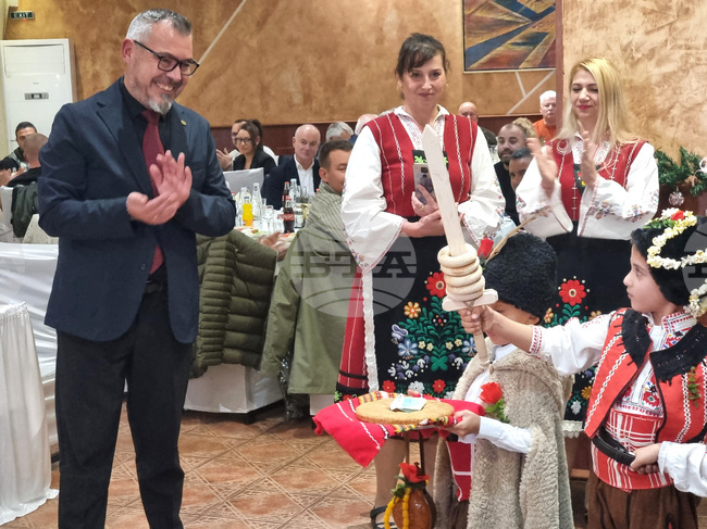 Ямбол - Община Тунджа - благотворителен коледен бал