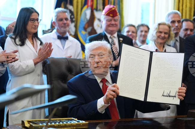 APTOPIX Trump Marijuana