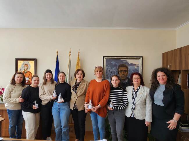 Община Троян: Посещение на френски ученици в община Троян