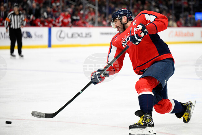 Maple Leafs Capitals Hockey