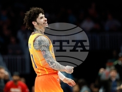 Hawks Hornets Basketball