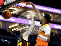 Hawks Hornets Basketball