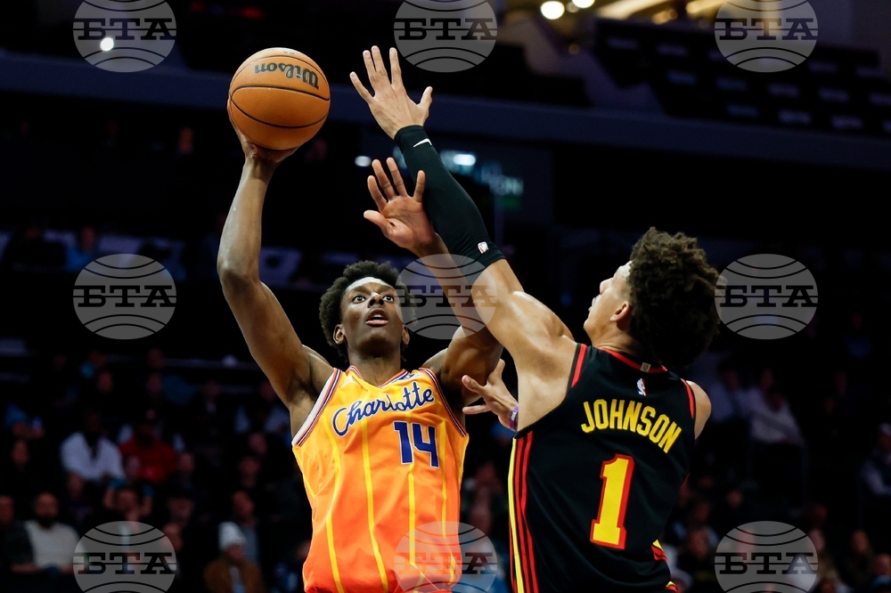 Hawks Hornets Basketball