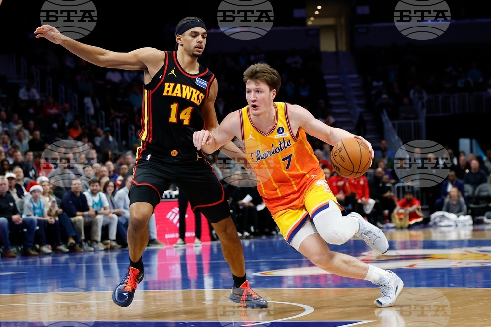 Hawks Hornets Basketball