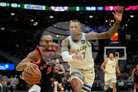 Raptors Bucks Basketball