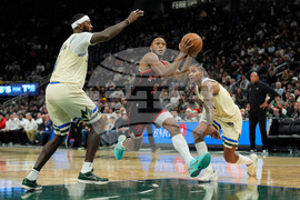 Raptors Bucks Basketball