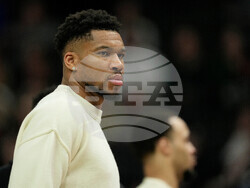 Raptors Bucks Basketball