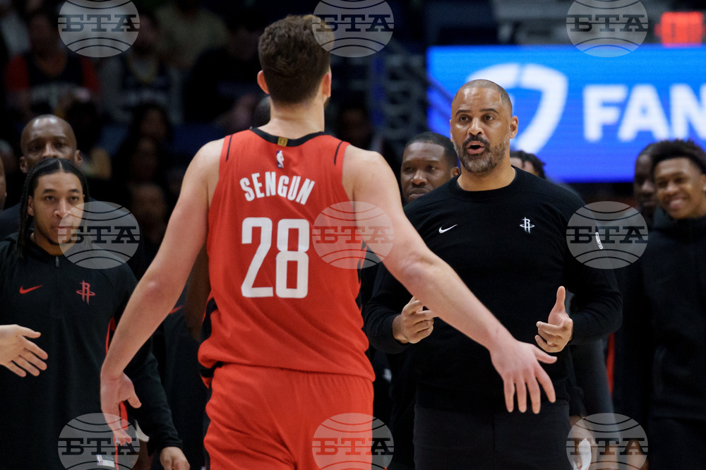 Rockets Pelicans Basketball