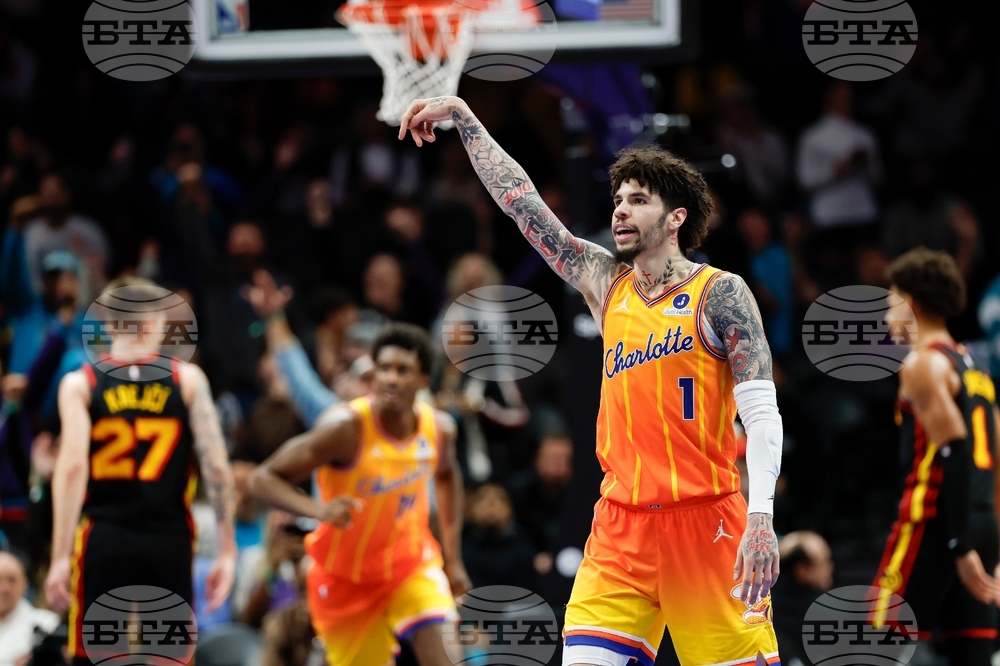 Hawks Hornets Basketball