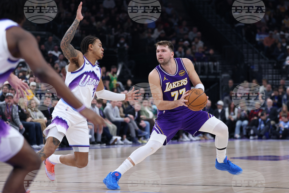 Lakers Jazz Basketball