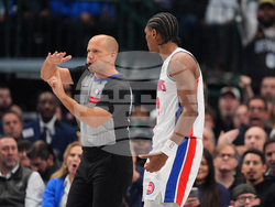 Pistons Mavericks Basketball