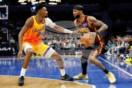 Hawks Hornets Basketball