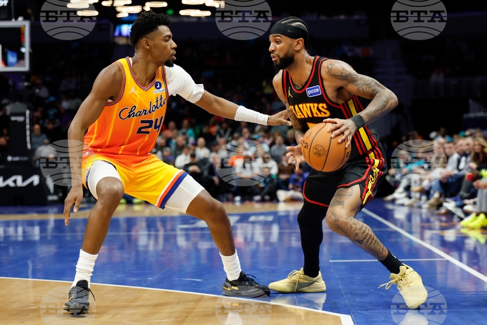 Hawks Hornets Basketball