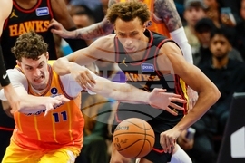 Hawks Hornets Basketball