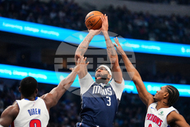 Pistons Mavericks Basketball