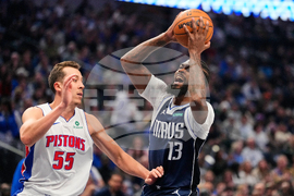 Pistons Mavericks Basketball