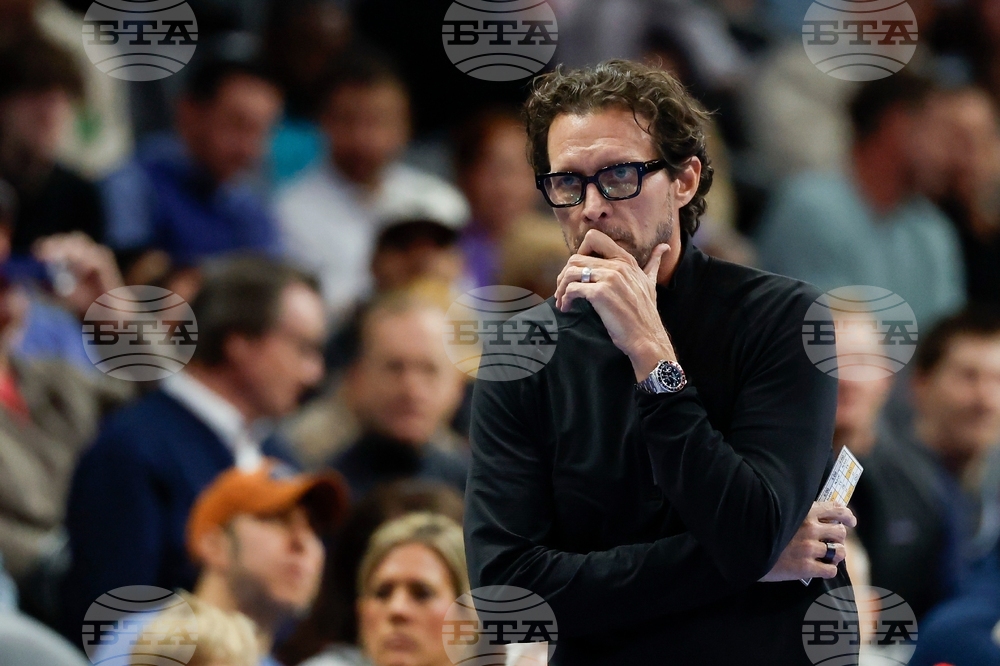 Hawks Hornets Basketball