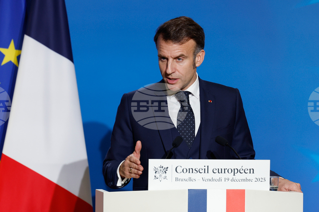 Елисейският дворец заяви, че обявената готовност на Путин за диалог с Макрон е "добре дошла"