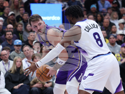 Lakers Jazz Basketball