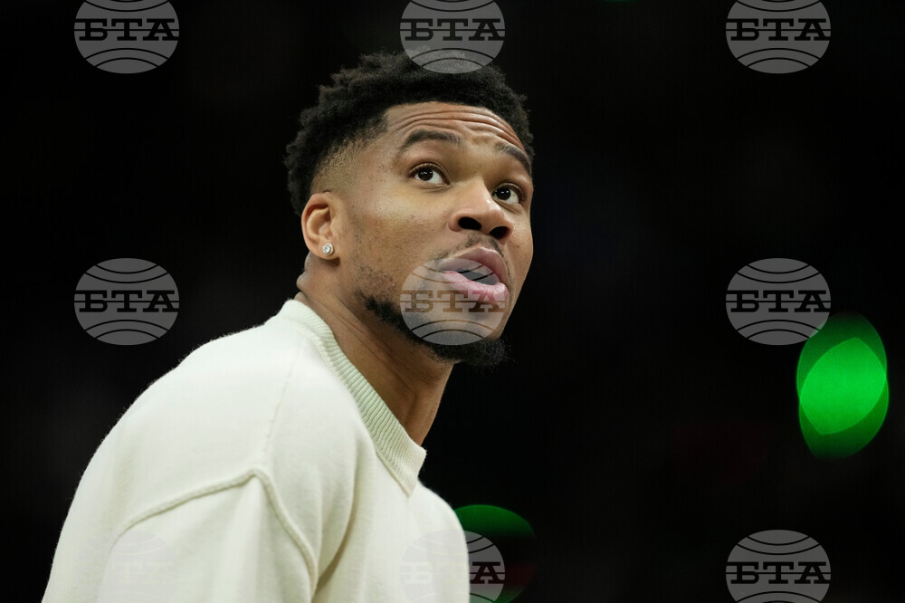 Raptors Bucks Basketball