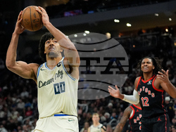 Raptors Bucks Basketball