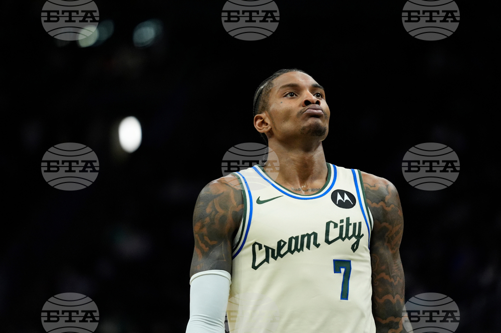 Raptors Bucks Basketball