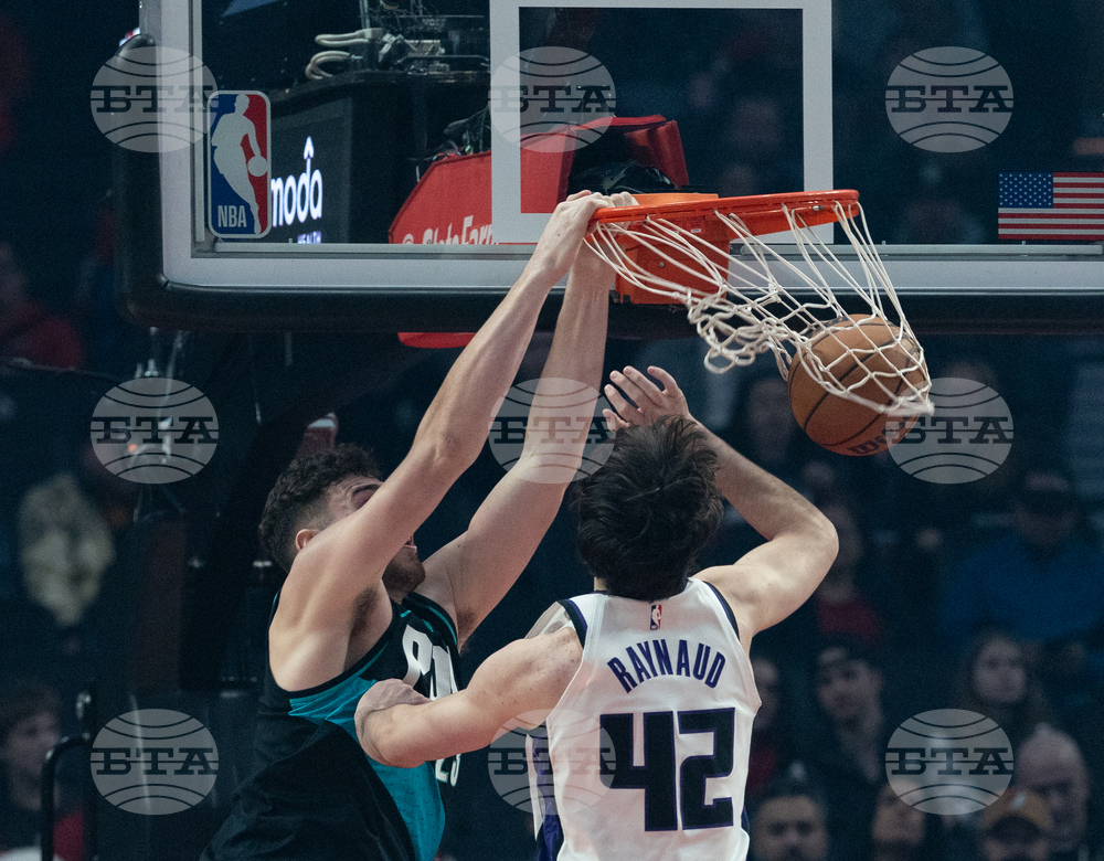 Kings Trail Blazers Basketball