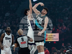 Kings Trail Blazers Basketball