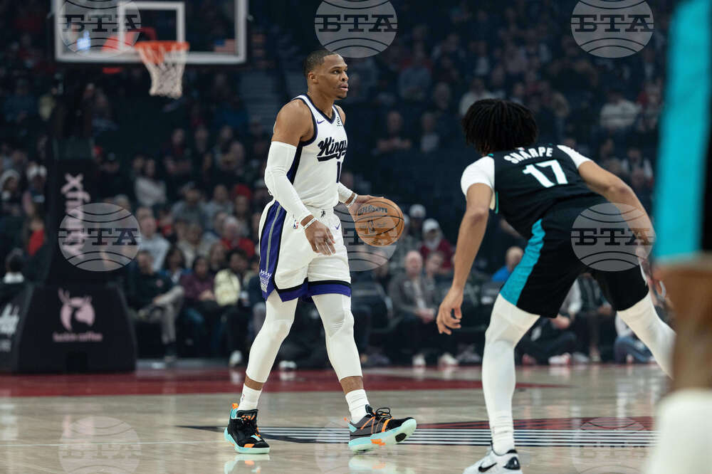 Kings Trail Blazers Basketball