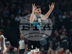 Kings Trail Blazers Basketball