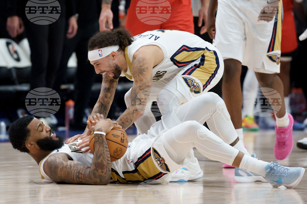 Rockets Pelicans Basketball