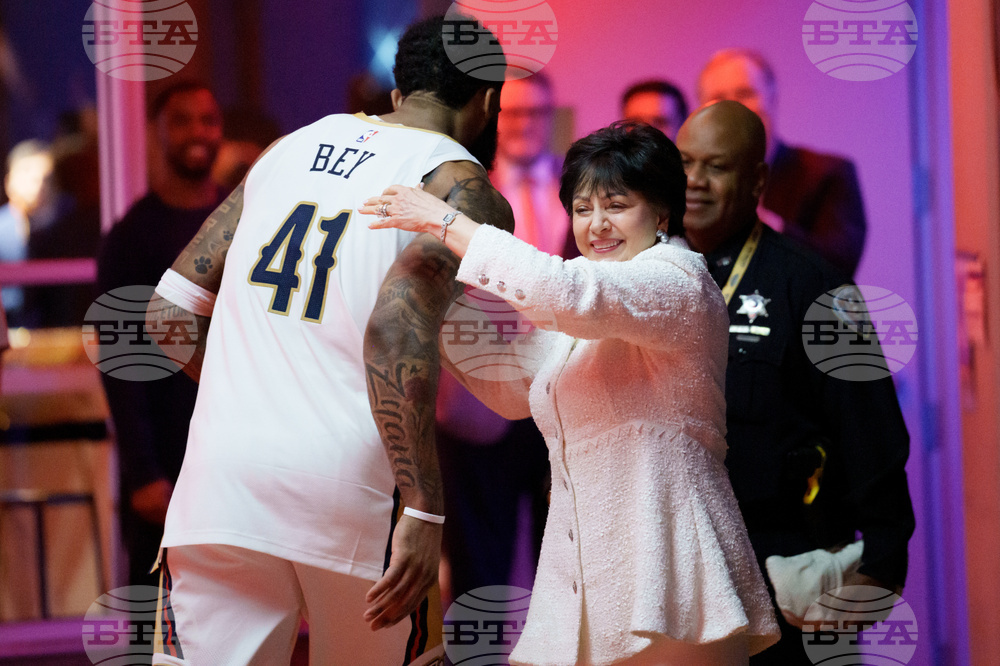 Rockets Pelicans Basketball