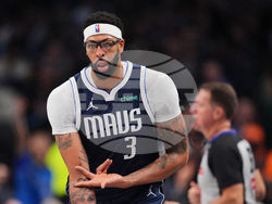 Pistons Mavericks Basketball