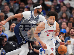 Pistons Mavericks Basketball